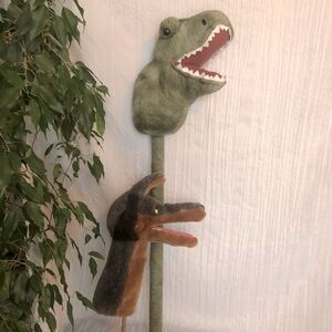 Kids Spark DINOSAUR hobby horse & DAKIN wolf hand puppet stuffed plush toys
